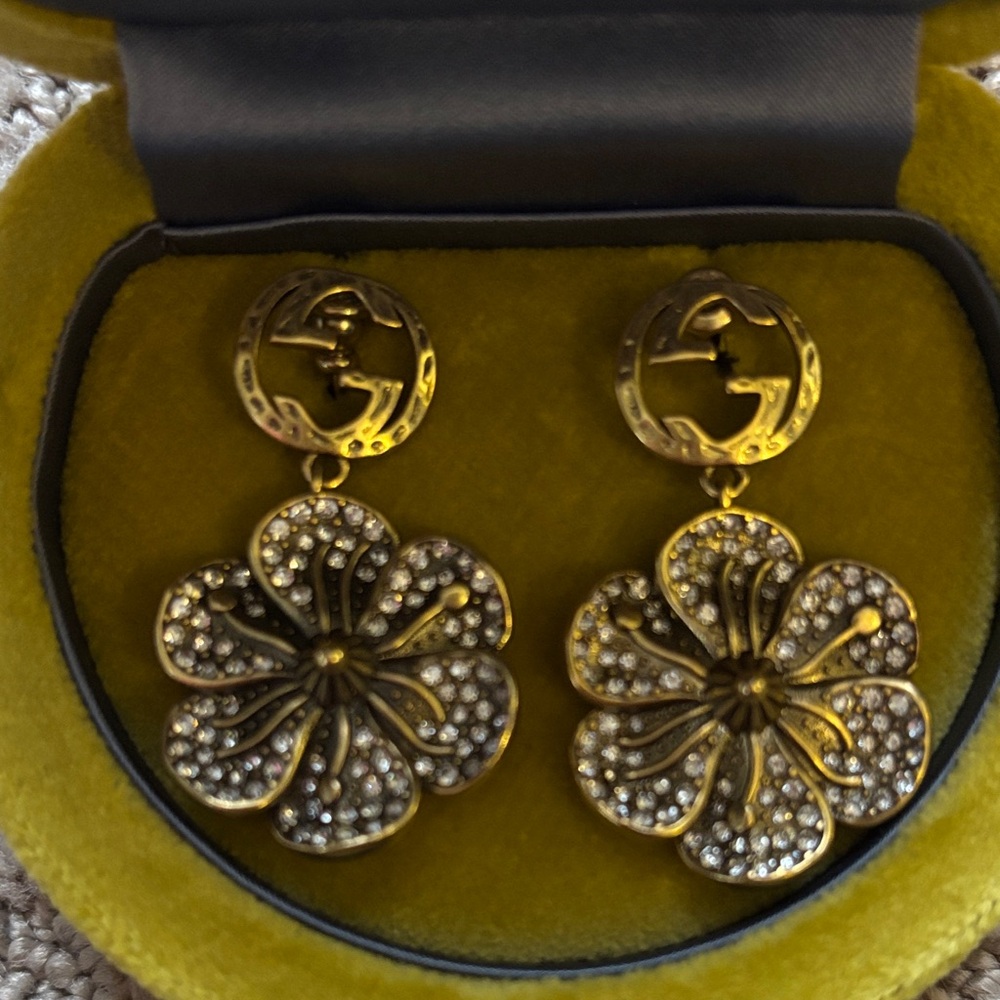 Gucci Gold and Silver Floral Earrings - Picture 2 of 5